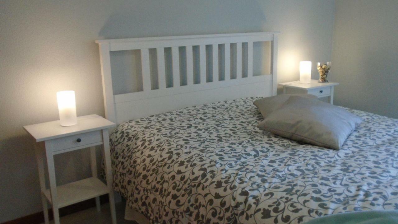 Apartamento Urb. Vila Nova, Lote 5 アルマカオ・デ・ペラ エクステリア 写真
