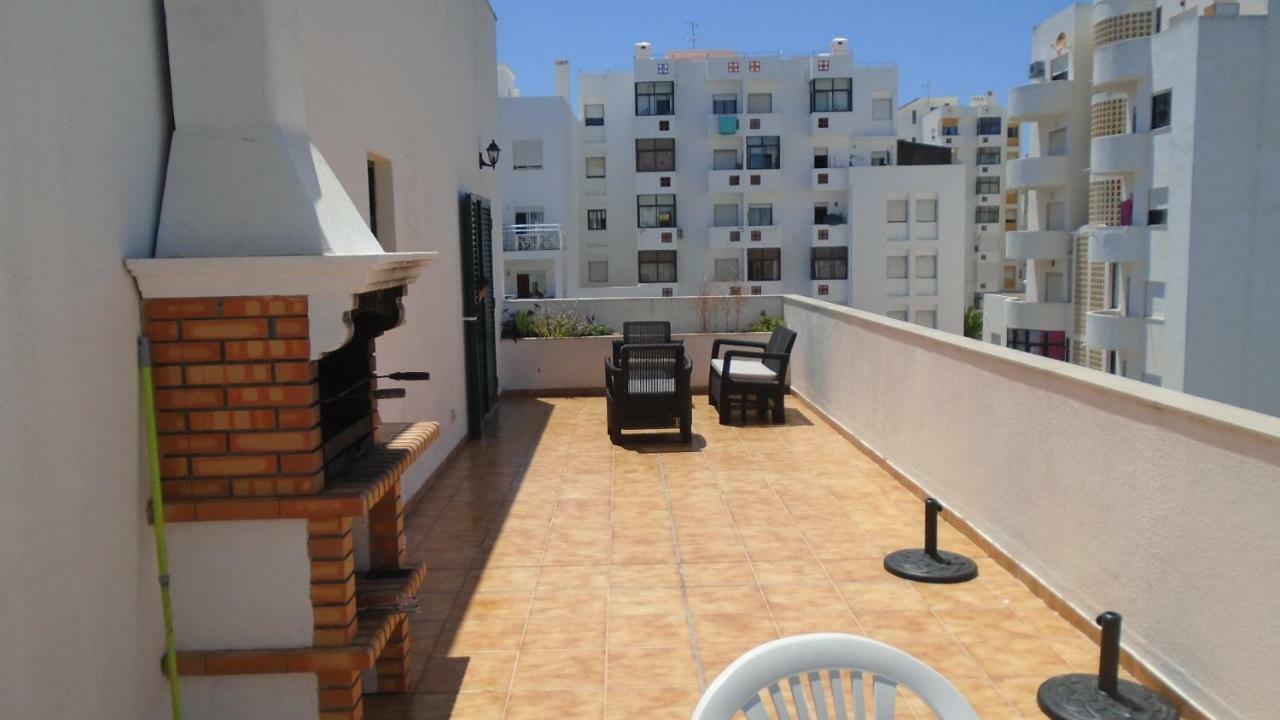 Apartamento Urb. Vila Nova, Lote 5 アルマカオ・デ・ペラ エクステリア 写真